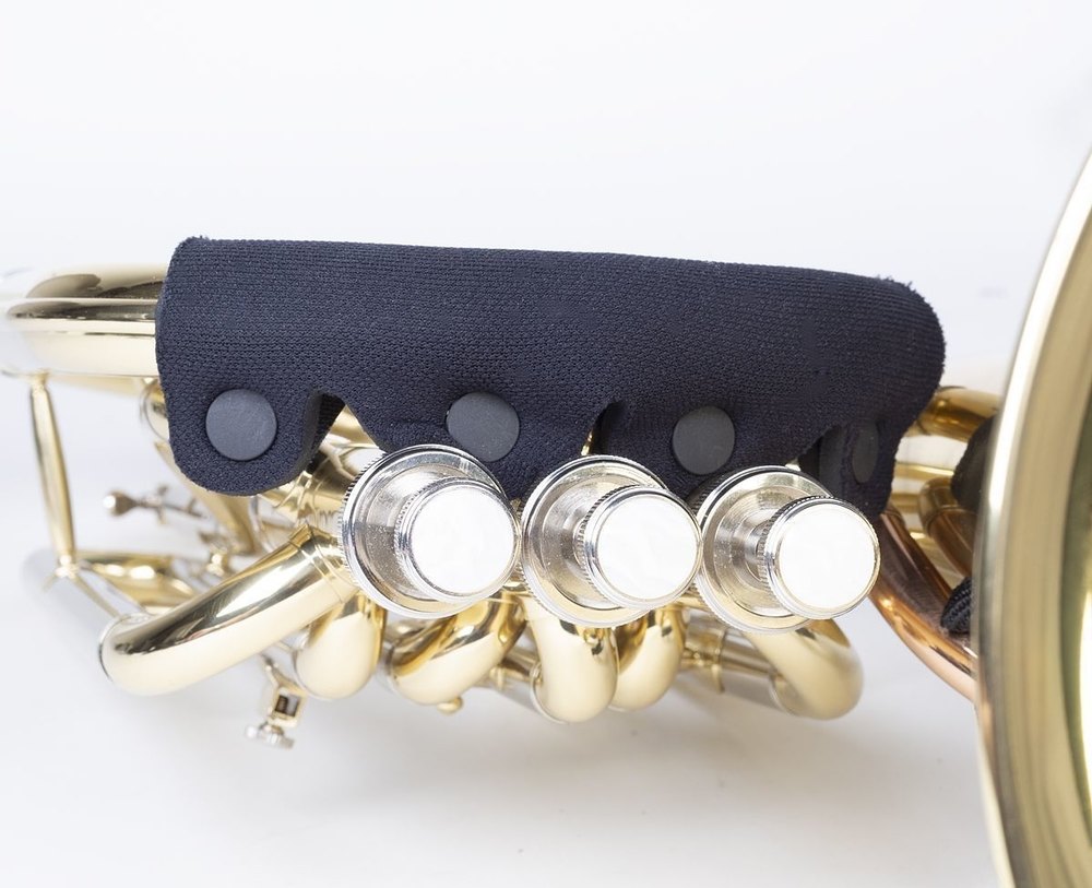 Neotech ventildeksel til baryton og euphonium, lukkes med trykknapper