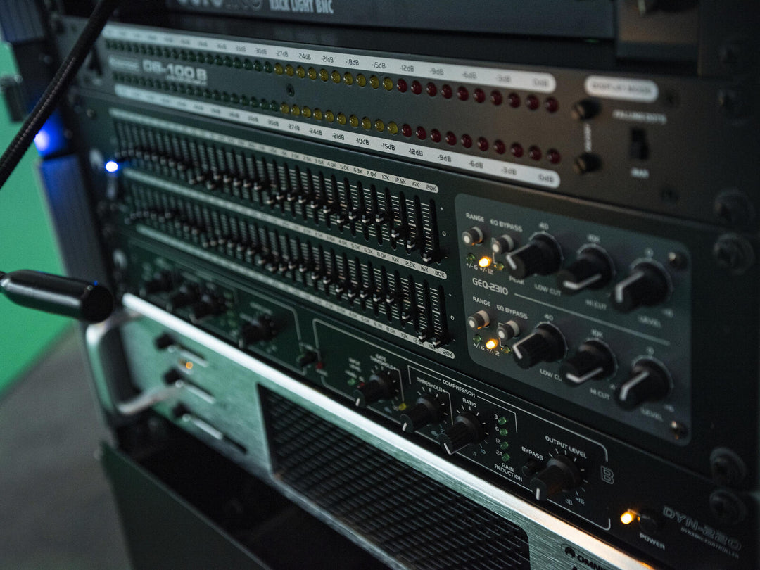 OMNITRONIC GEQ-2310 equalizer 2x31-bånd