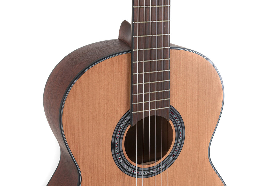 GEWA klassisk gitar Student Cedar - 4/4 størrelse natur