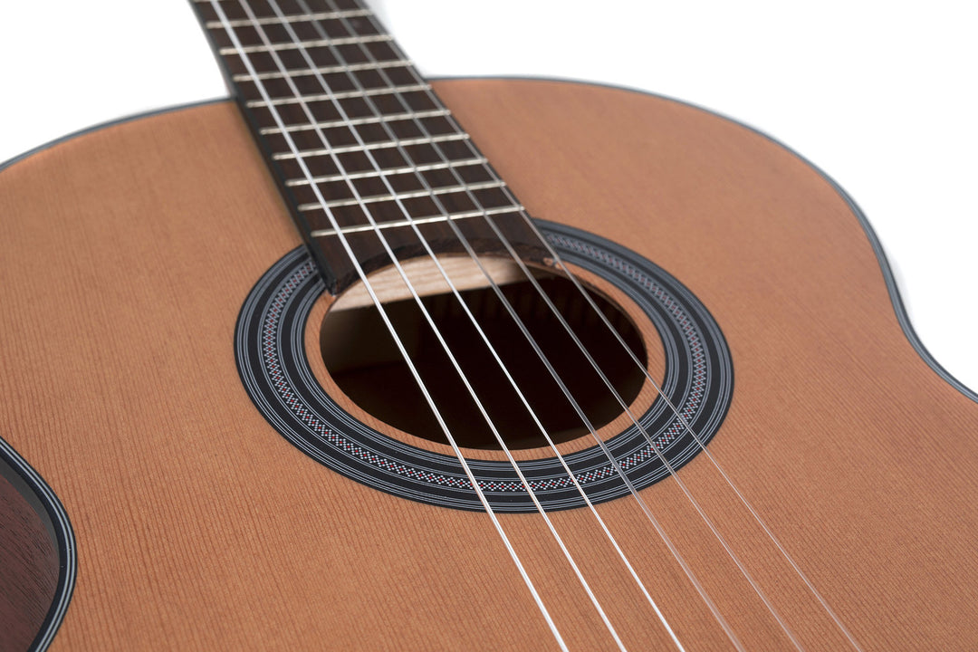 GEWA klassisk gitar Student Cedar - 4/4 størrelse natur
