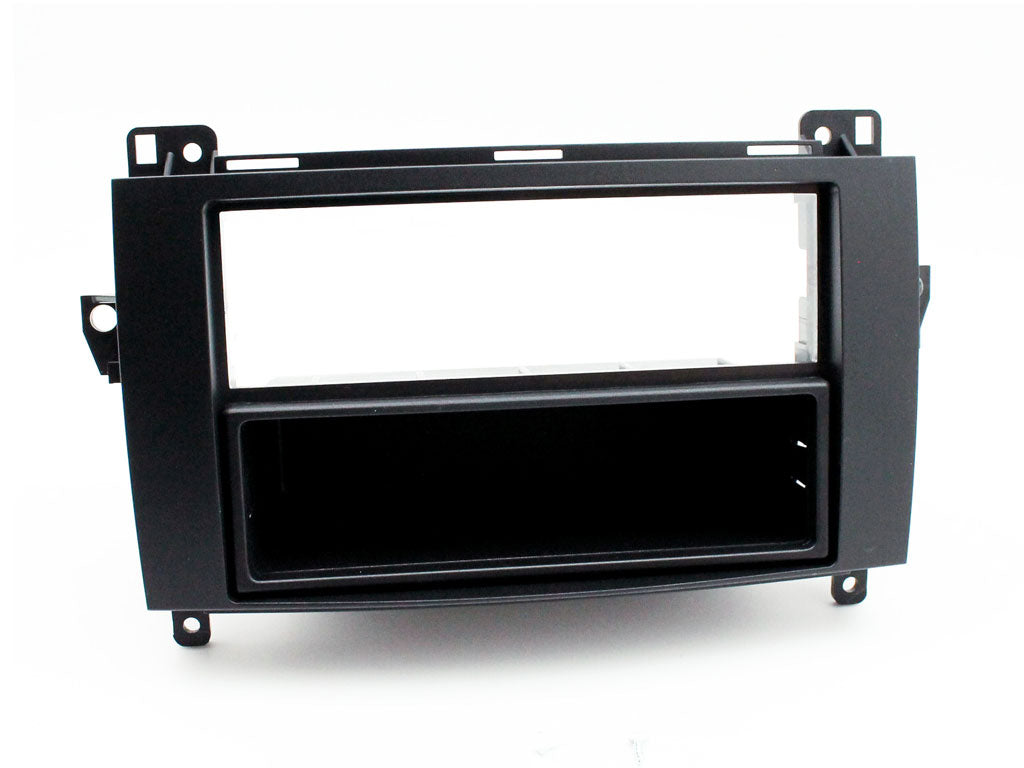 21CT24MB06 1-DIN Ramme for Mercedes