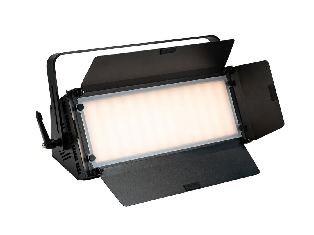 EUROLITE Sett med 4x LED PLL-576 CW/WW-panel + koffert med hjul