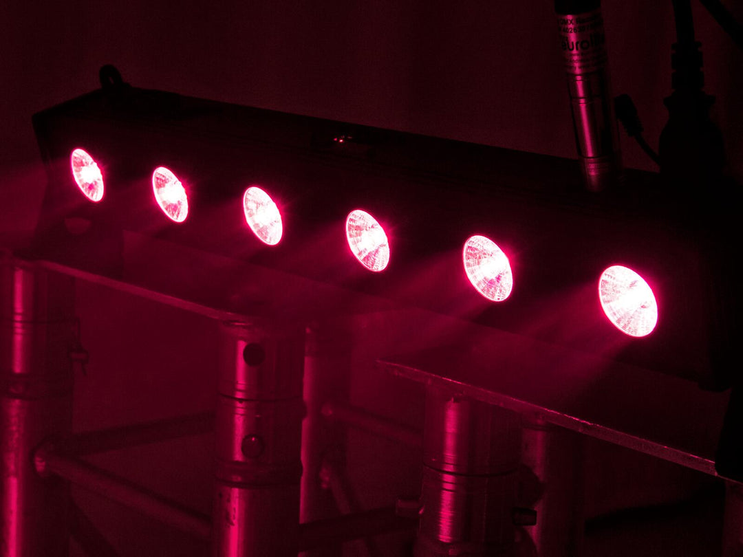 Eurolite LED BAR-6 QCL RGBW Bar