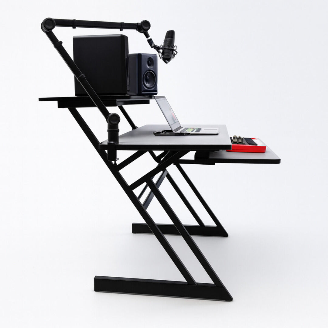 Studiebord med hyller og uttrekk til keyboard (120 cm)