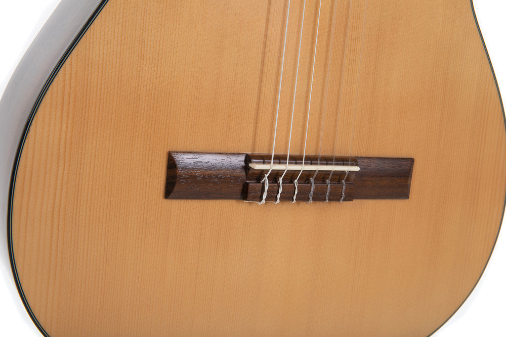 Miguel Almeria Europe helmassiv klassisk gitar 4/4