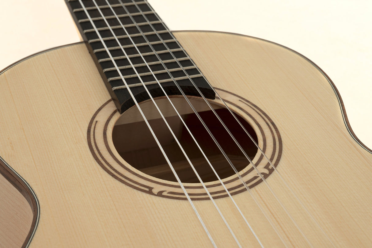 GEWA klassisk gitar Pro Natura Silver heltre gran / lønn - størrelse 1/4