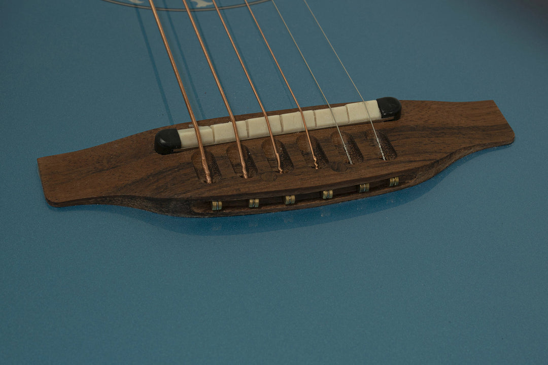 Ovation E-akustisk Gitarer Pro Series Ultra Mid-Depth uten cutaway - Skumring til daggry (1516DTD-G)
