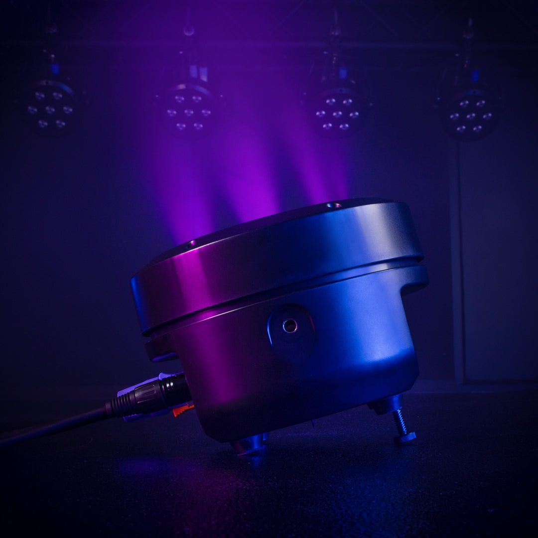 Cameo ROOT® PAR 4 WH SET 1 - Sett inkl. 4 x CLROOTPAR4WH inkl. IR-fjernkontroll (CLPFLAT1REMOTE)