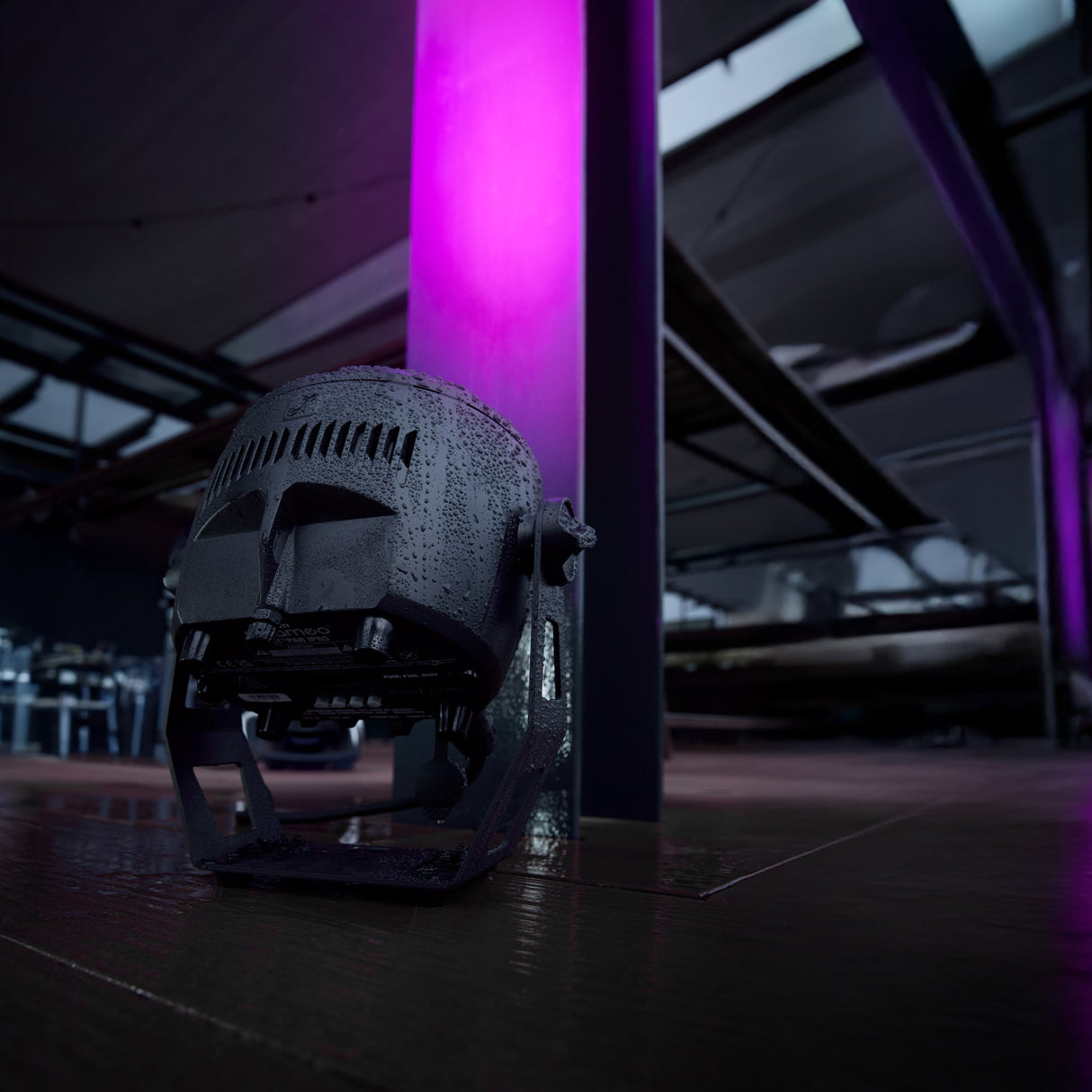 Cameo ROOT® PAR IP – LED utendørs spotlight