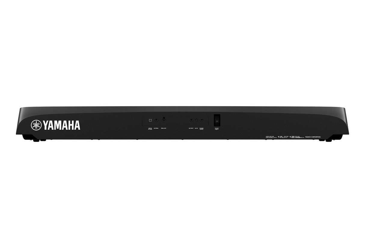 Yamaha DGX670B digitalpiano (svart)