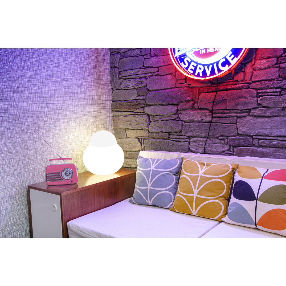 Madison Retro Radio med Bluetooth og FM (rosa)