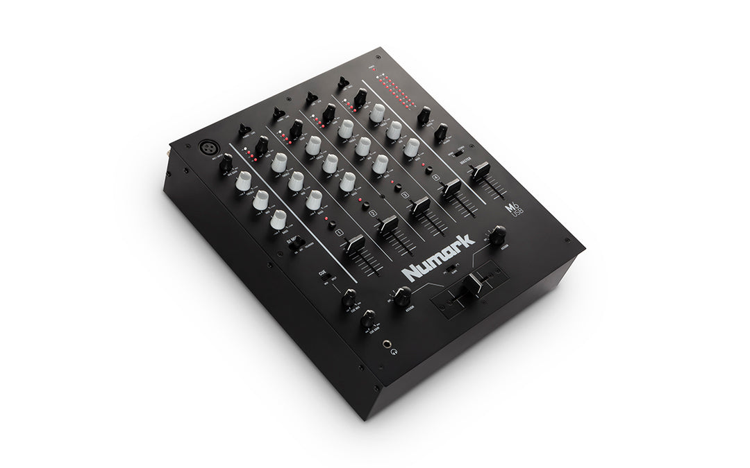 Numark M6-USB-mikser (svart)