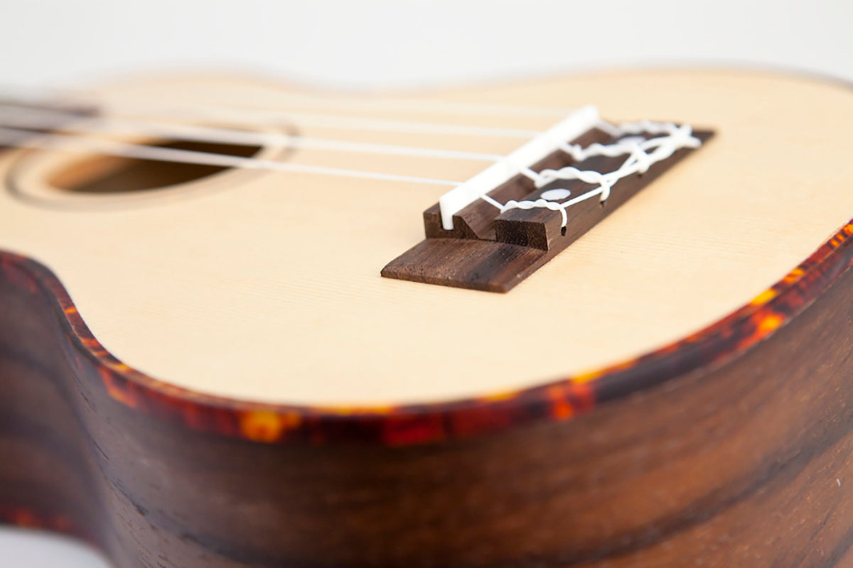 Reno RU230 Sopran Ukulele (naturlig)