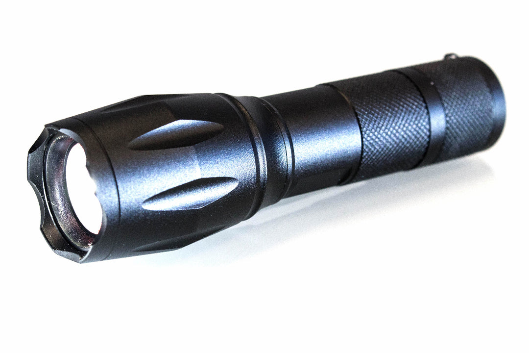 LED lommelykt med Zoom