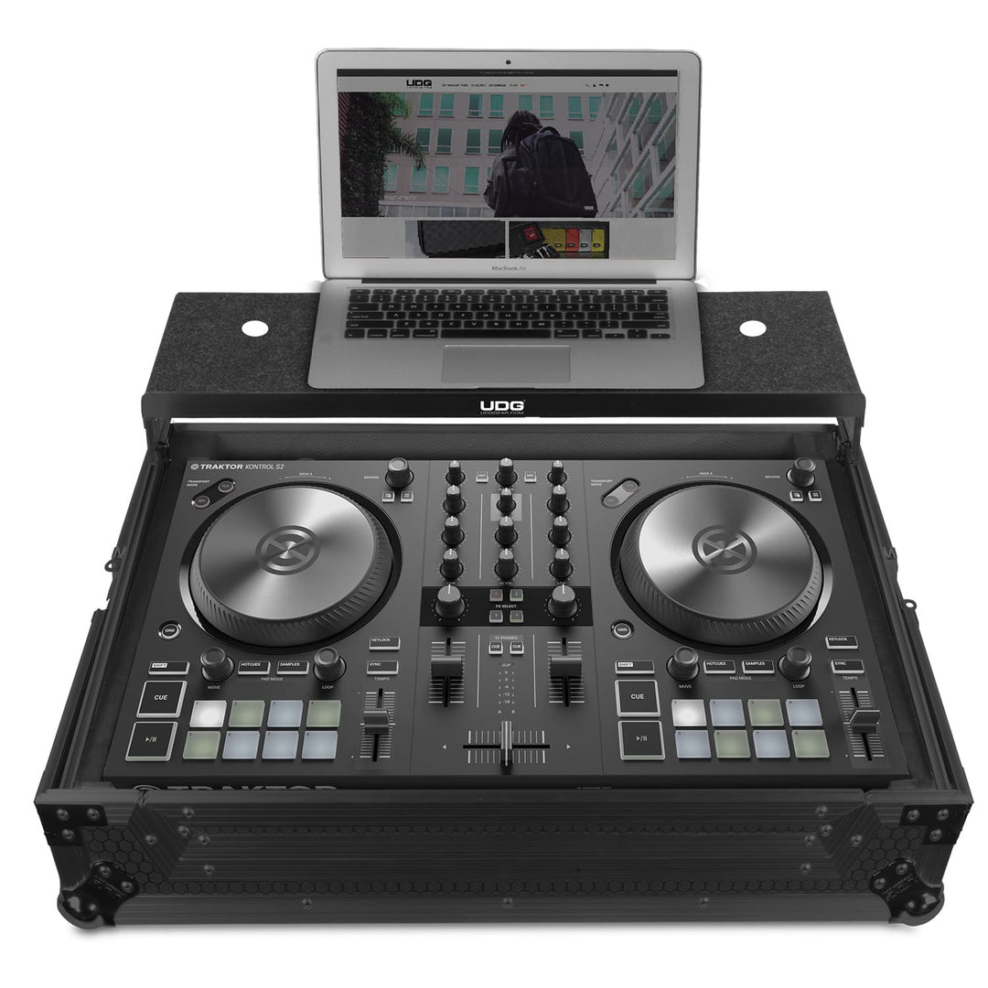 UDG Ultimate Flight Case NI Kontrol S2 MK3 Svart Plus (L)