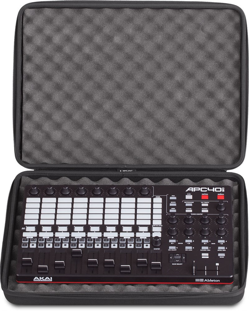 UDG Creator Kontroller hardcase medium Svart MK2