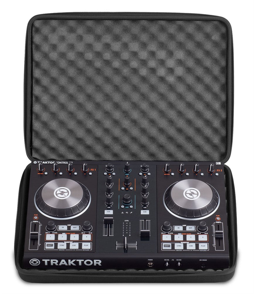 UDG Creator Kontroller hardcase medium Svart MK2