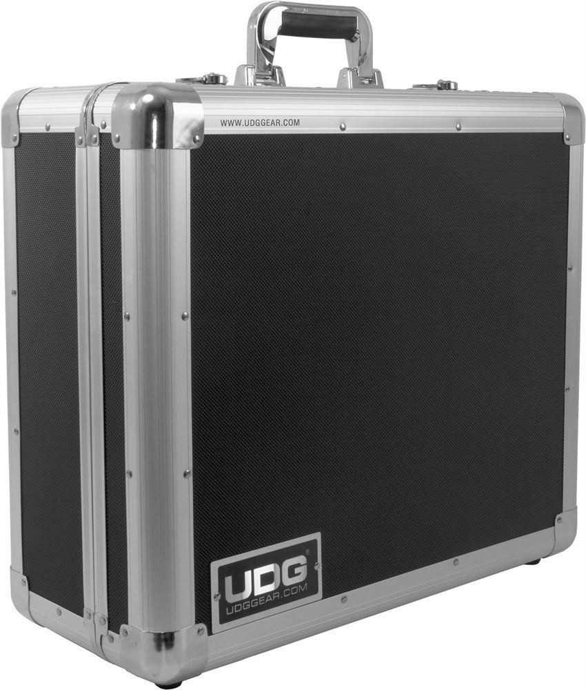 UDG Ultimate flightkoffert med skuminnlegg Multi Format Turntable sølv