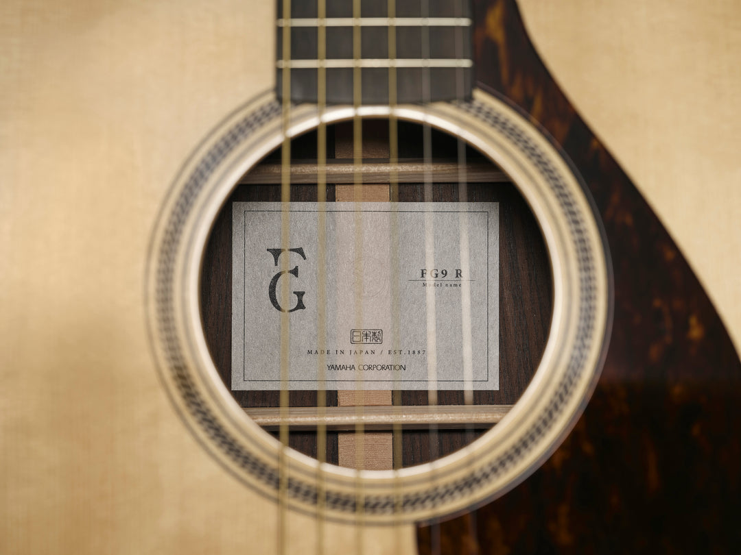 Yamaha FG 9M Western gitar (naturlig)