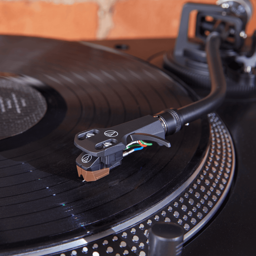 Audio-Technica AT-VM95SH/H VM95 Headshell m. Nål