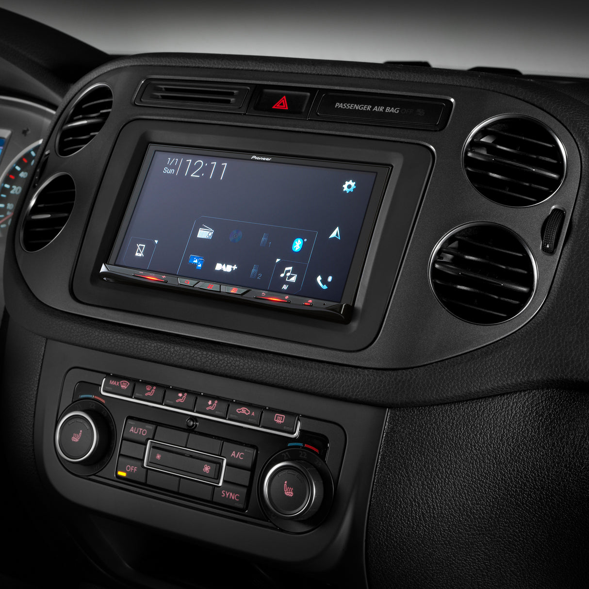 Pioneer AVIC-Z930DAB GPS-navigasjon, trådløs Apple CarPlay og Bluetooth