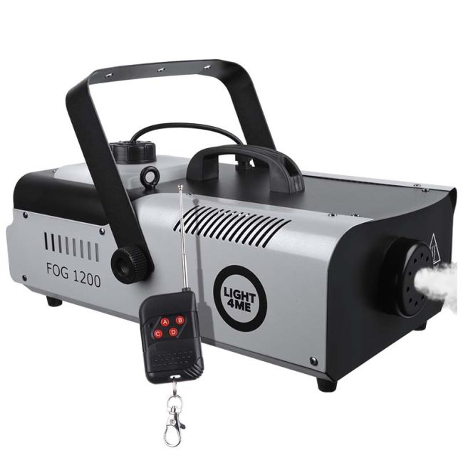 Light4Me Fog 1200 Røykmaskin 1200W med trådløs og kablet fjernkontroll