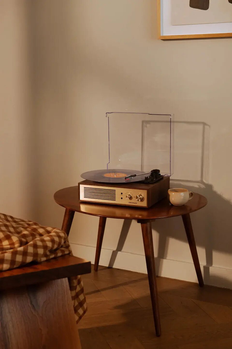 Crosley Miles Platespiller, Valnøtt