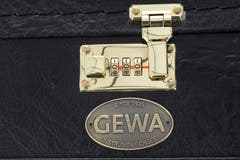 GEWA Gitarer-koffert Arched Top Prestige - akustisk Gitarer 6-strengs