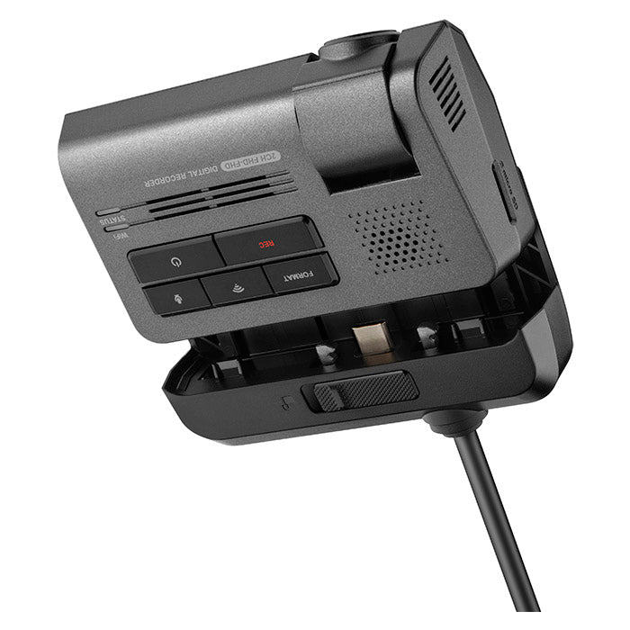 Alpine DVR-F790 dashcam med Wi-Fi, GPS og dokkingstasjon