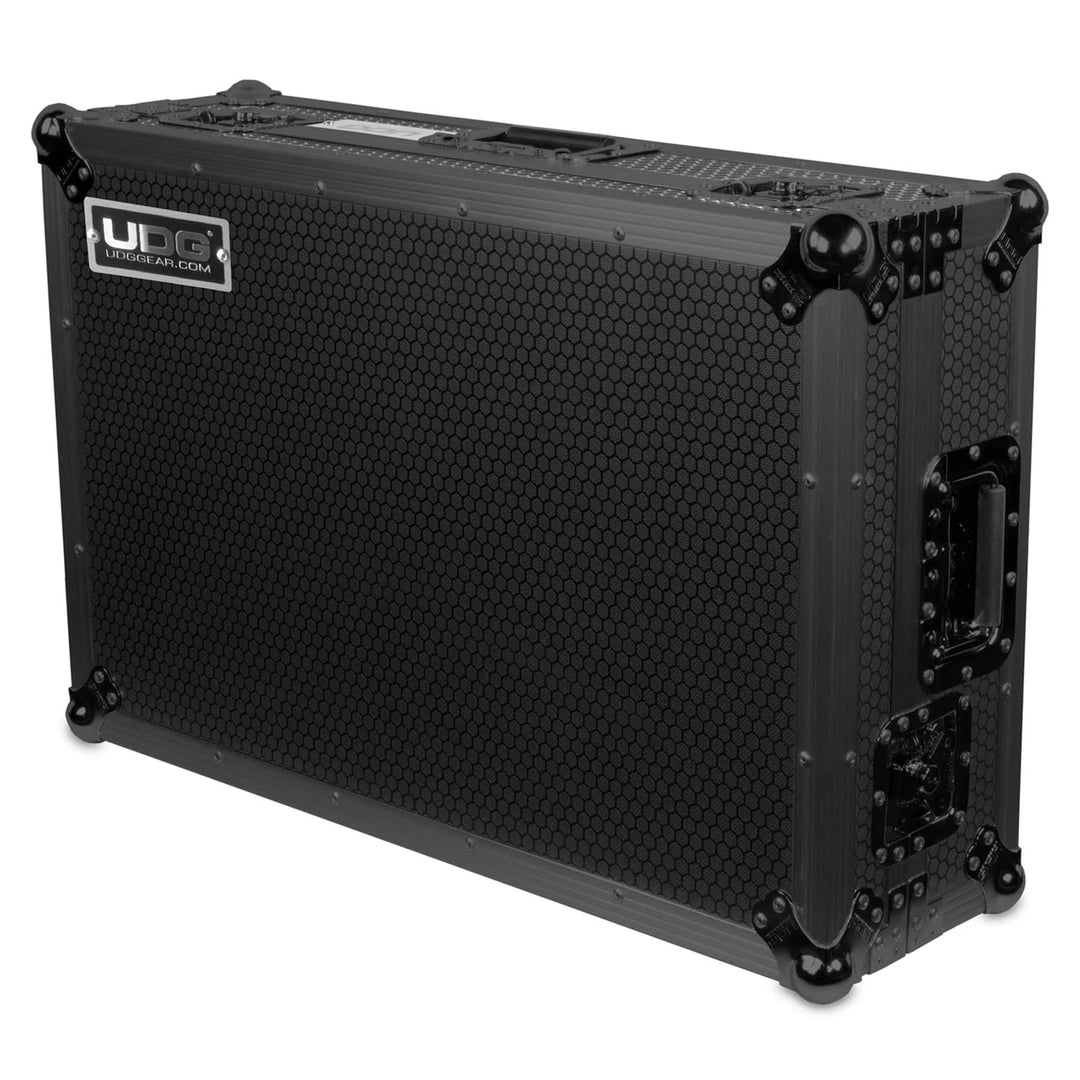 UDG Ultimate flightkoffert Denon DJ SC Live 4 svart Plus (W)
