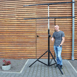 Hardman LS4 wind-up lysstativ med dobbel tverrstang, 1,7 til 4,3 m