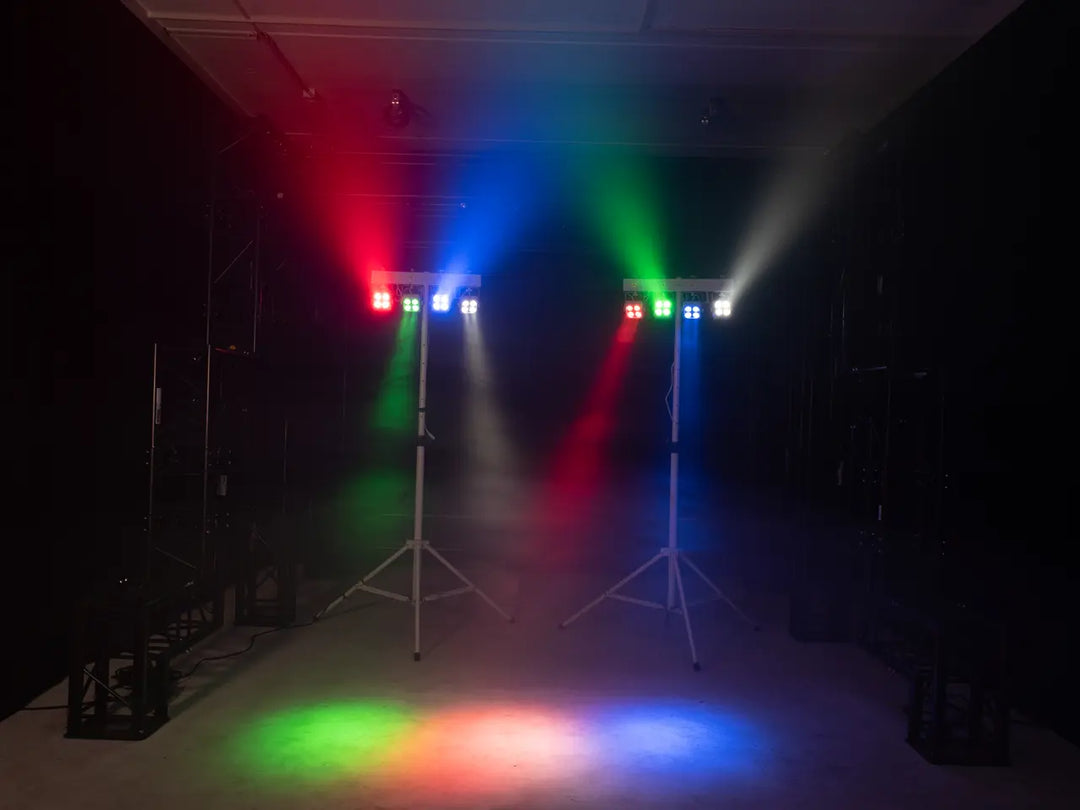 EUROLITE Set LED KLS-180 hvit + BS-2 EU høyttalerstativer i hvit
