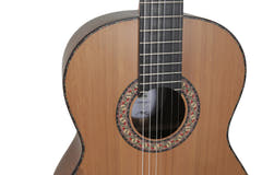 Manuel Rodriguez MAGISTRAL Series E Walnut all solid - Sedertre/Valnøtt (E-C)