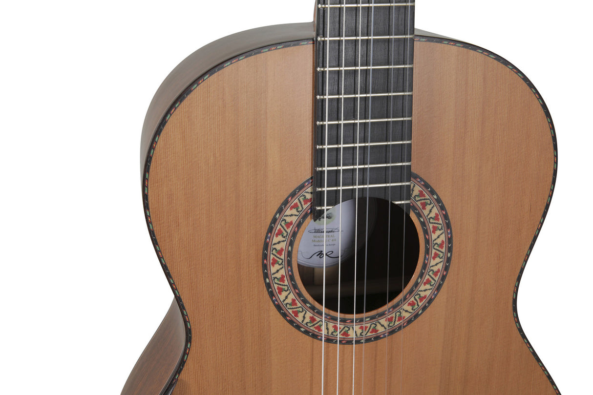Manuel Rodriguez MAGISTRAL Series E Walnut all solid - Sedertre/Valnøtt (E-C)
