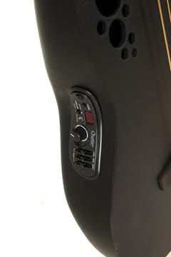 Ovation E-akustisk Bass Elite TX Mid Cutaway - Black Textured (B778TX-5-G)