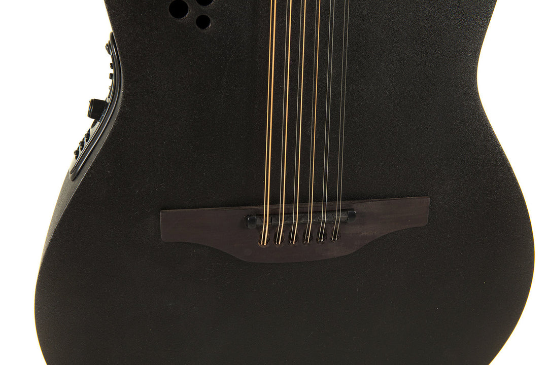 Ovation E-akustisk Gitarer Elite TX Deep Contour Cutaway 12-strengers - Svart strukturert (2058TX-5-G)