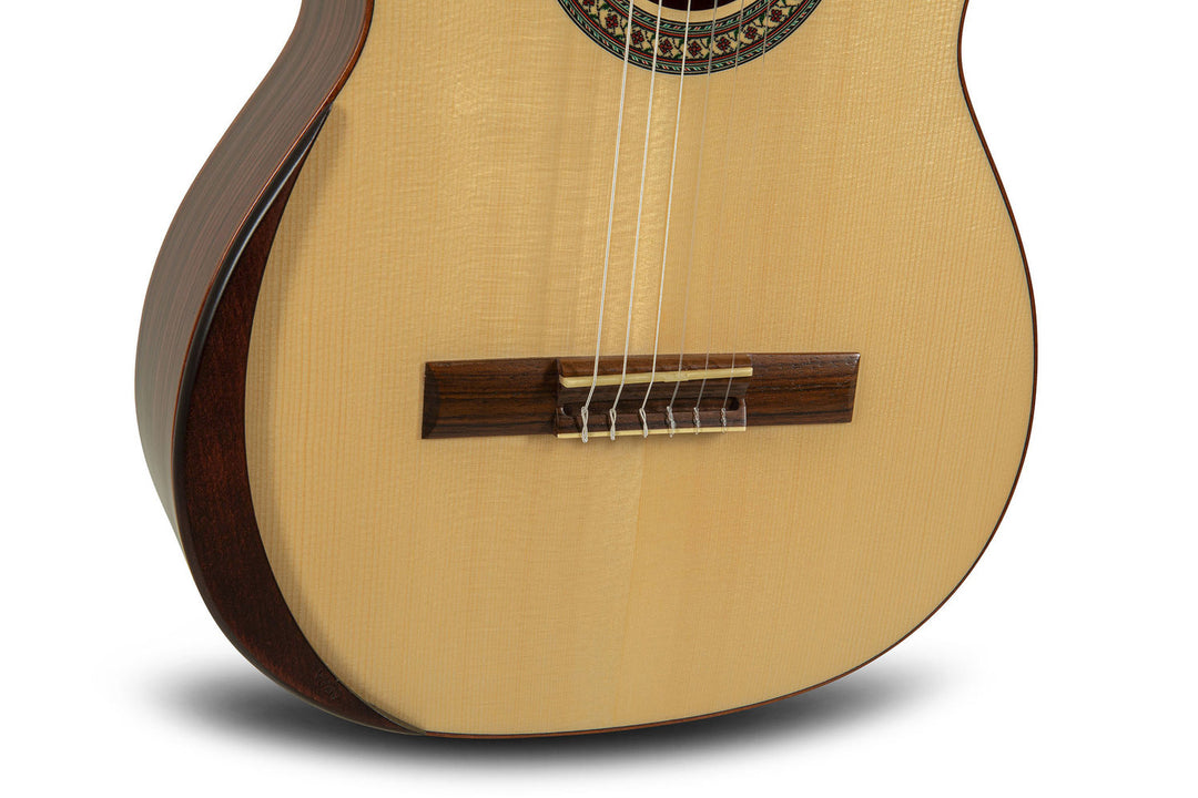 Manuel Rodriguez ACADEMIA Series AC60 4/4-størrelse - gran (AC60-S)