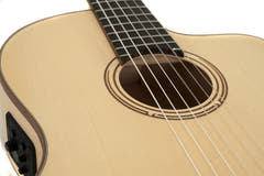 GEWA elektroakustisk klassisk gitar Pro Natura Silver Samba - elektroakustisk (Cutaway)