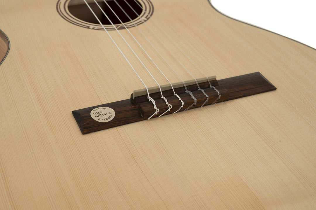 GEWA Klassisk gitar Pro Natura Gold 4/4 - 4/4, heltre (Cherry)