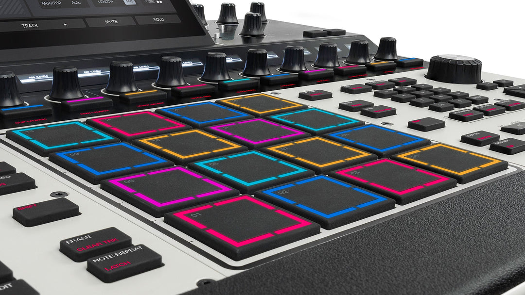 Akai Pro MPC XL – Stående produksjonsarbeidsstasjon