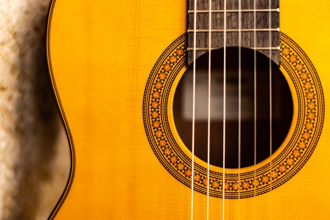 Yamaha CGX122MS klassisk spansk gitar (gran natur)