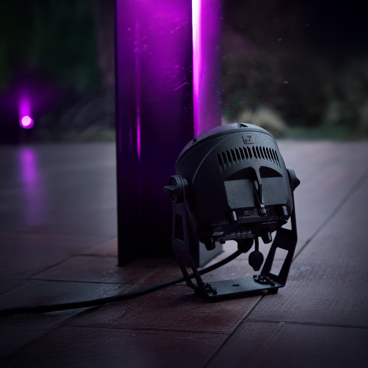 Cameo ROOT® PAR IP – LED utendørs spotlight