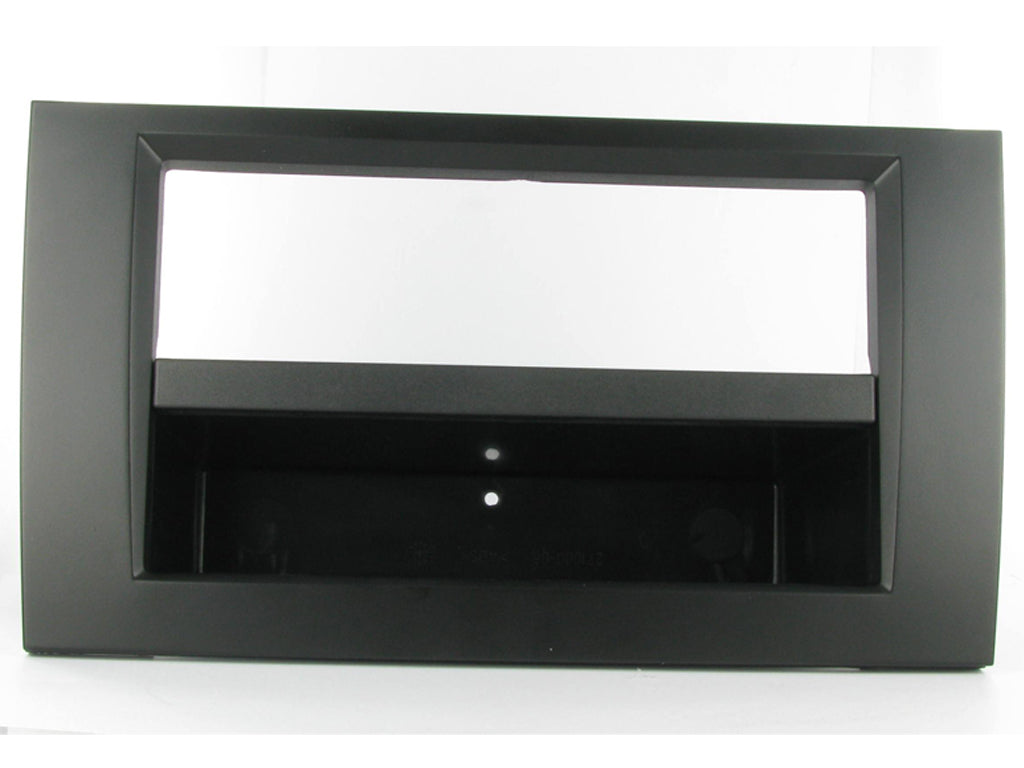 CT24AU06 1-DIN Ramme for Audi A4