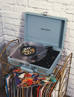 Crosley Cruiser Plus platespiller toveis Bluetooth (turmalin)