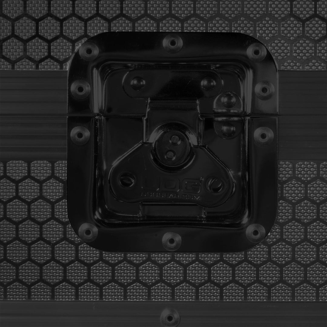 UDG Ultimate Flight Case AlphaTheta RMX-Ignite Svart