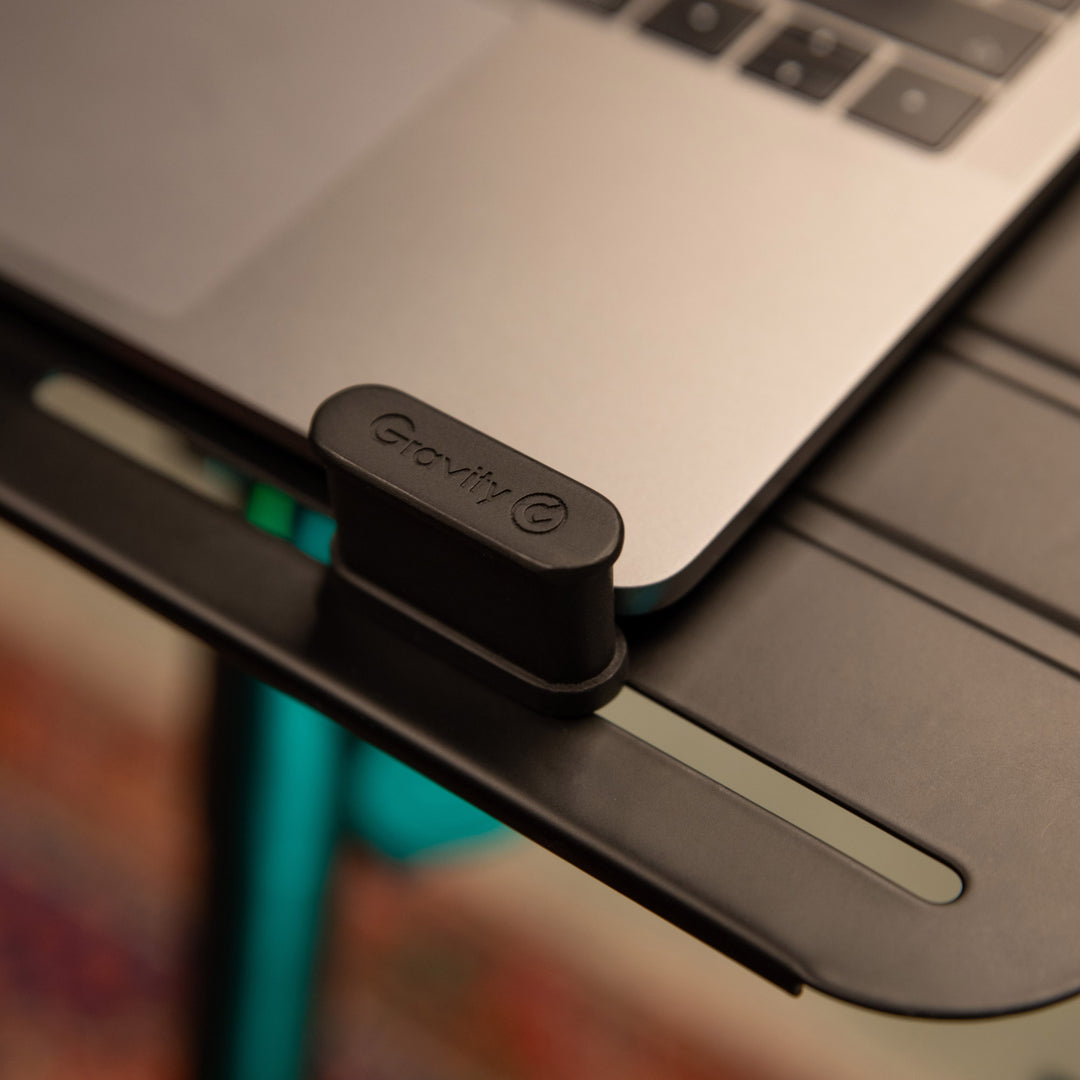 Gravity LTS T 02 B - Universelt laptopstativ med justerbare holdepinner og stålbase, svart