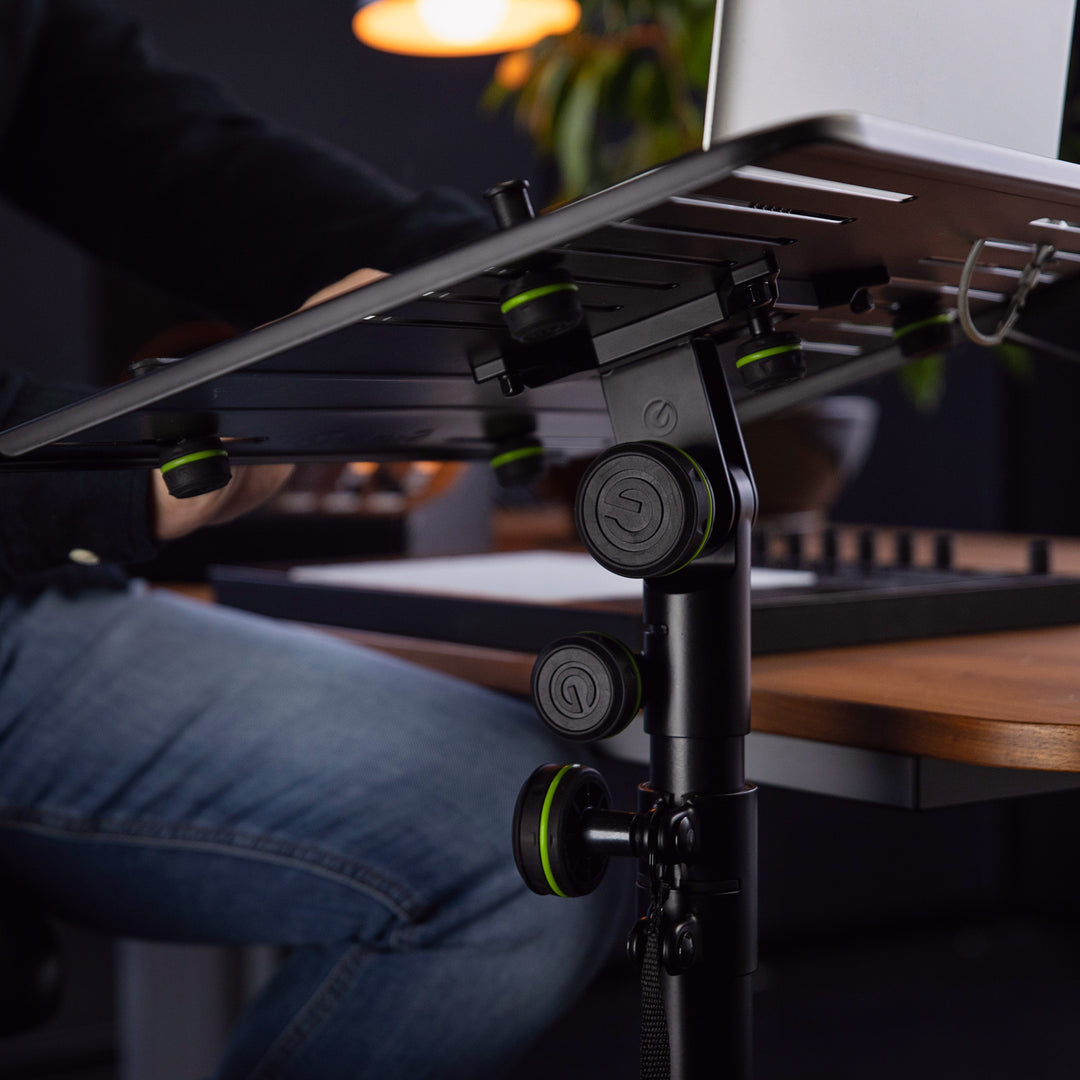 Gravity LTS TRAY 1 - Laptopbrett med justerbare festepinner