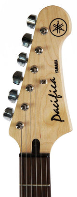 Yamaha PACIFICA012 El-gitar (Svart)