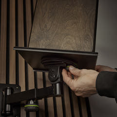 Gravity SP WM 1 B – Veggfeste for studiomonitorer med mulighet for vipping og dreining