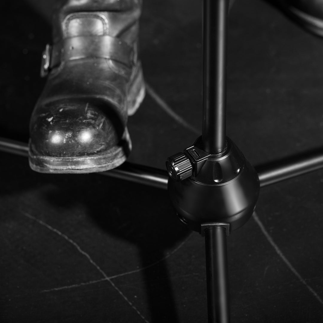 Gravity TMS 4322 B – Mikrofonstativ i Touring-serien med teleskopbom med 2-punktsjustering